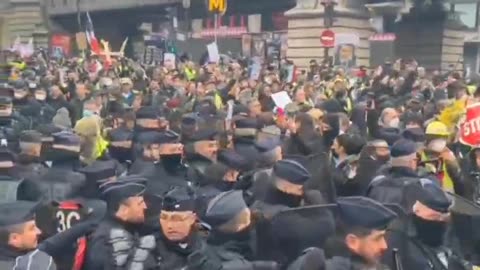 Human tide of protesters against covid tyranny In Paris