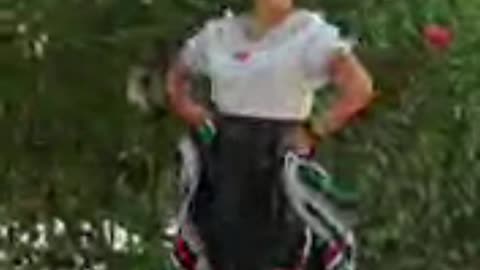 The relaxing beauty of traditional Mexican Dance