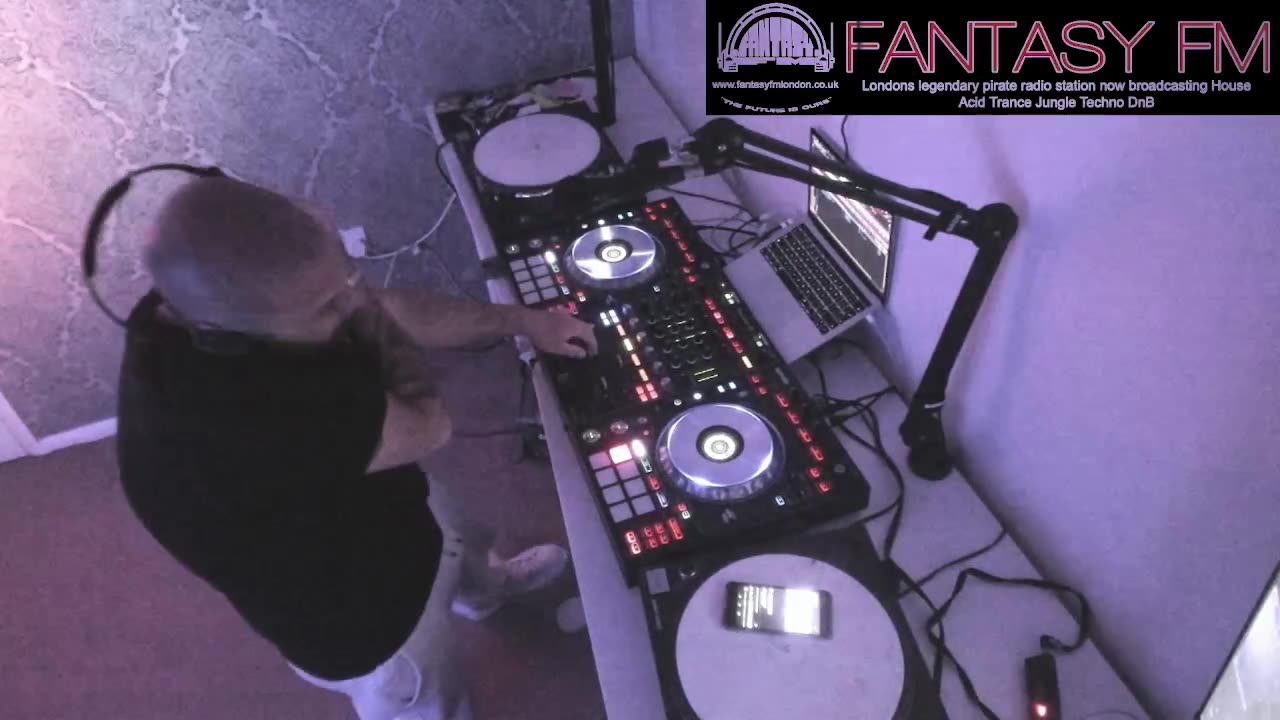 DJ JAMEZD
