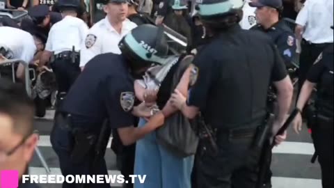 Mass ARRESTS after Anti-ICE protesters stand to block Federal Plaza ICE building in NYC.