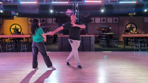 West Coast Swing @ Electric Cowboy with Wes Neese 20250601 185707523