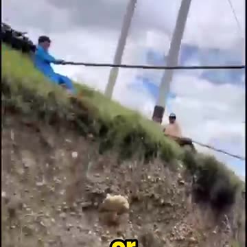 Shocking Highway Encounter: Driver Uncovers Dangerous Obstacle