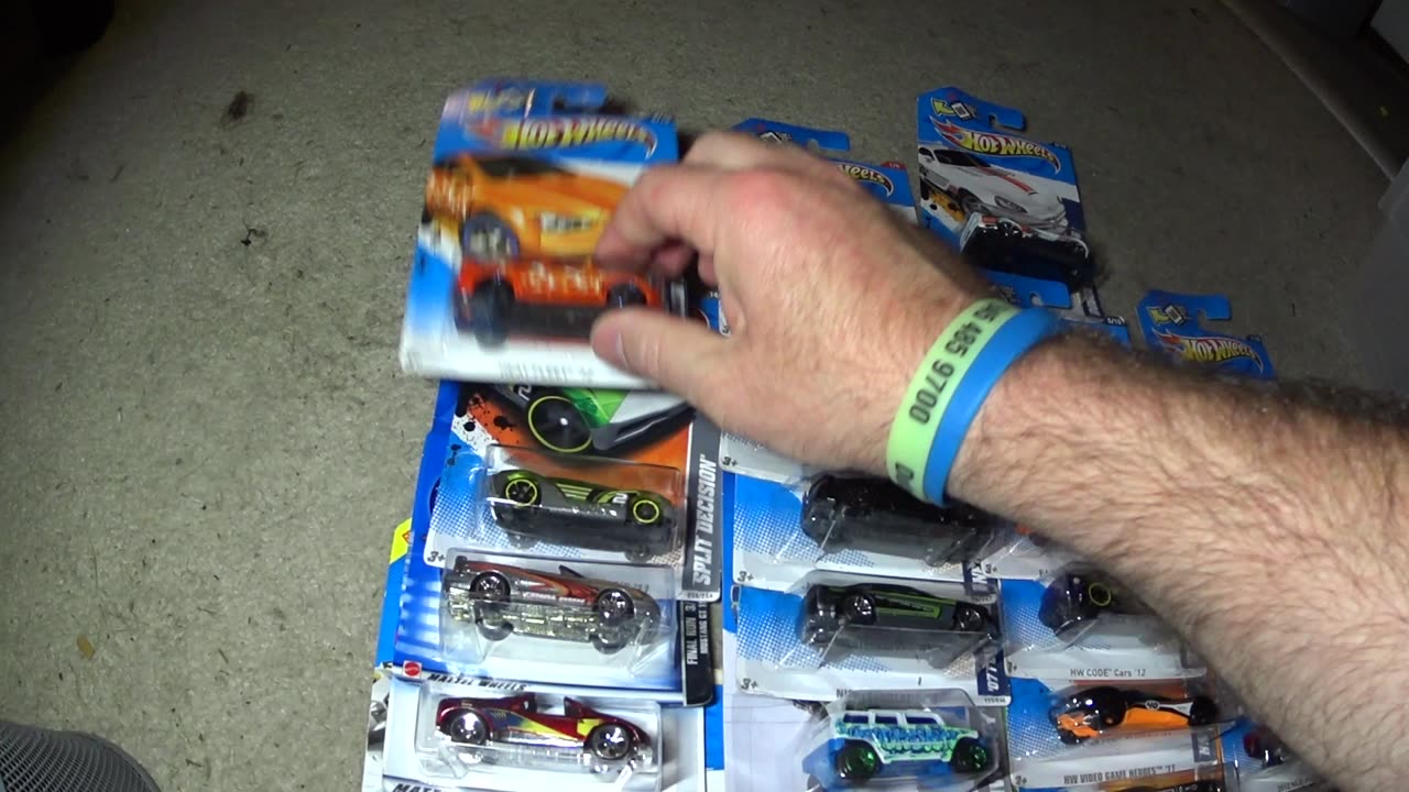 HW CARS I'M KEEPING AND SOME I'M SELLING