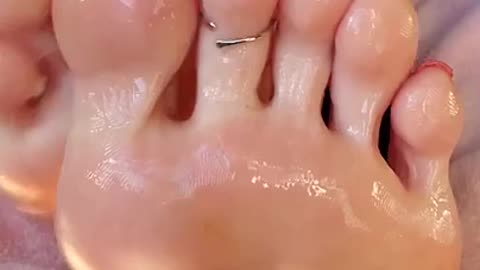 xxx, feet, sexy feet, sexy foot, feets, stinky feet, sweaty feet, foot massage, massage, feet girl