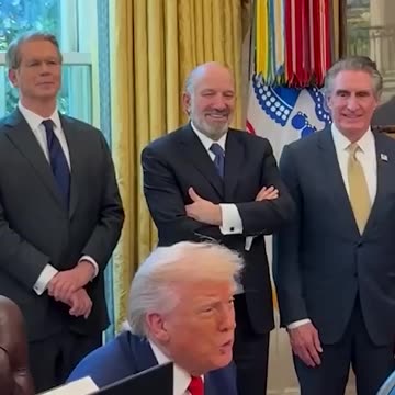 President Trump Signs an Executive Order Ending the Biden-Era War on Showers!