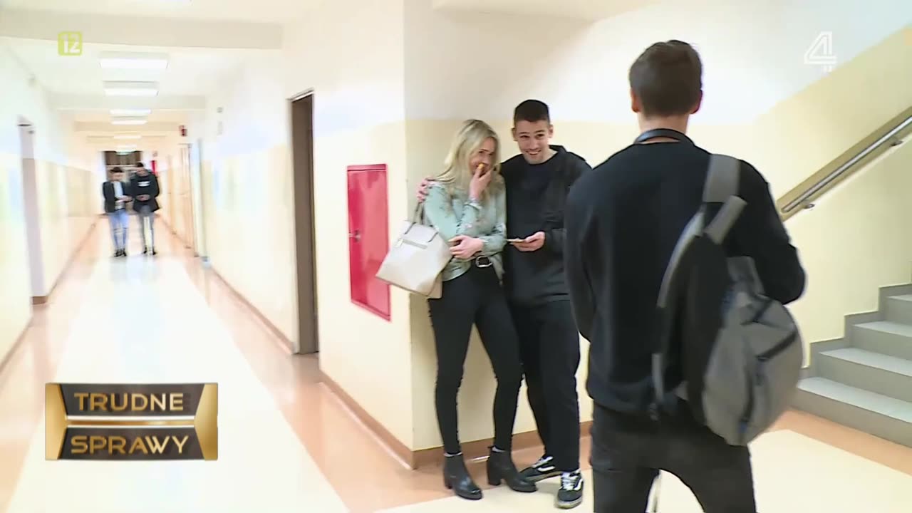 Trudne sprawy S21E1001