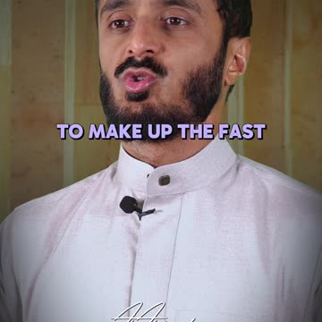 What must a pregnant or breastfeeding woman do if she breaks her fast?