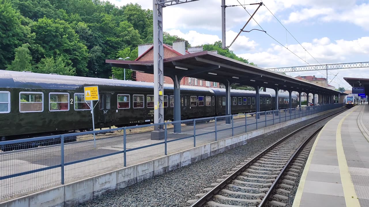 Pociąg KD Jelenia Góra - Karpacz
