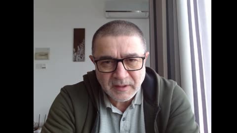 Nu dați cele sfinte câinilor, nici nu aruncați mărgăritarele voastre înaintea porcilor (Matei, 7:6)