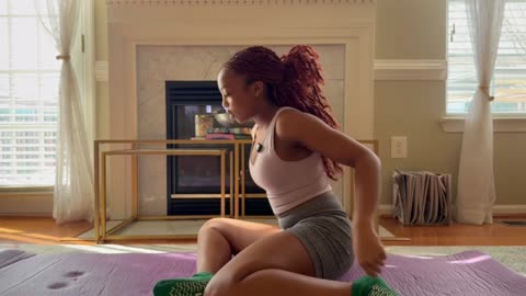 Stretches to Increase Flexibility ( how to get your splits )