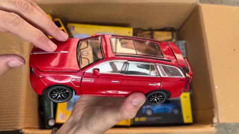 BOX FULL OF DIECAST CARS - RAV4, Toyota Yaris, Lexus LX600, Porsche, Mercedes, Van, Bus_part5