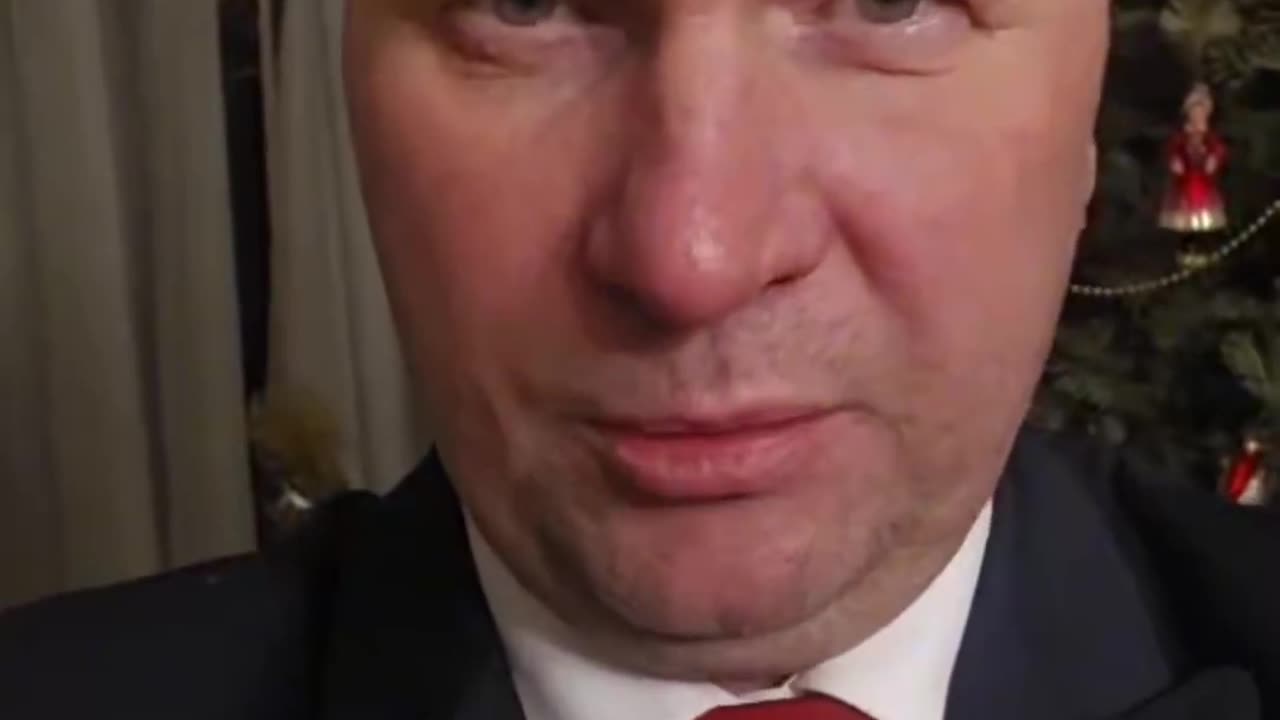 Kogo Krajewski robi z rolników?