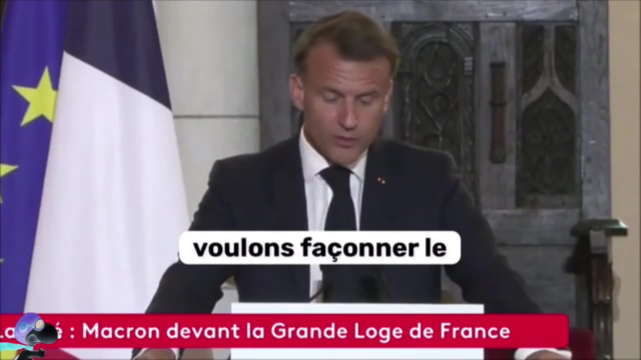 Macron « La Franc-Maçonnerie est la cible des Complotistes... »