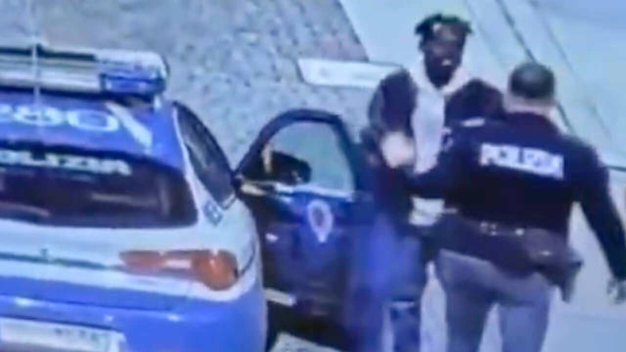 Italian Cops are So Done With Illegal Alien "Migrants"