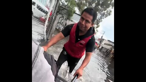 Este original transporte puede ayudar en tiempos de inundaciones