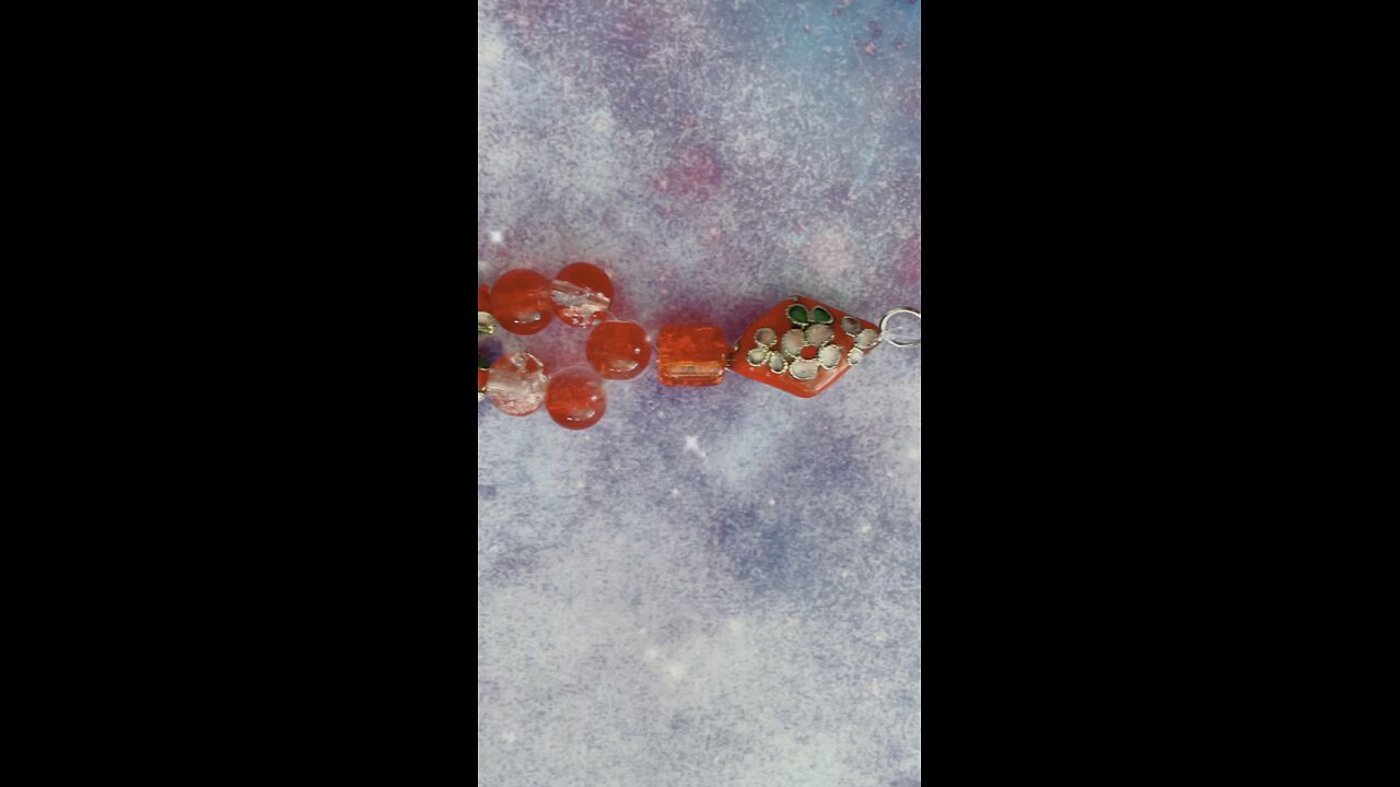 Floral red beaded bracelet