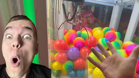 ROBBED AT THE CLAW MACHINE!