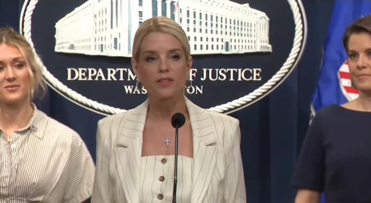 AG Pam Bondi Sues Maine DOE For Failing to Protect Women’s Sports