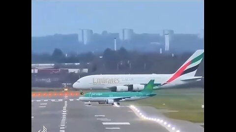 THE BIG DIFFERENCE🌍✈️🛄🛃📸BETWEEN TWO AIRLINE FLIGHTS🛗🛅🛫🌎💫