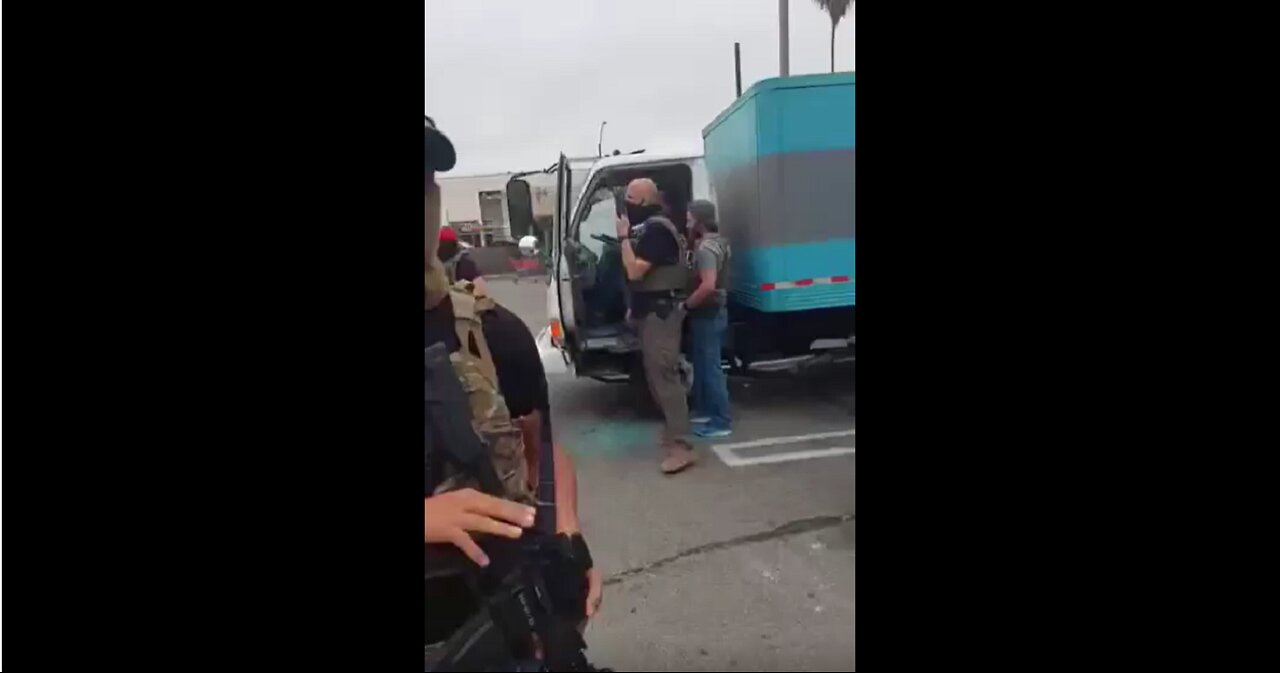 Federal agents conducted an illegal alien raid at HOME DEPOT in Hollywood, California this morning