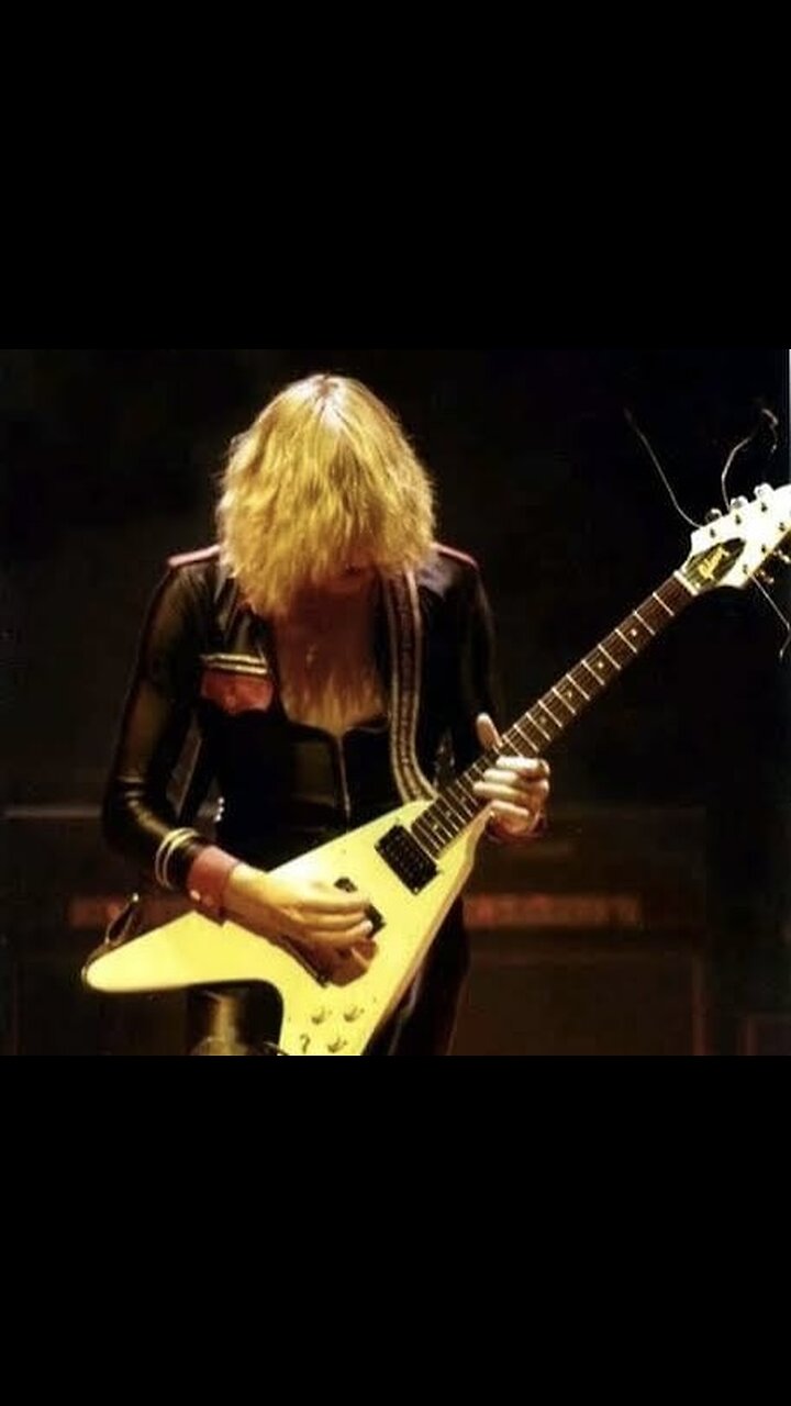 ARE YOU READY TO ROCK ? 🎸 ( 1 )