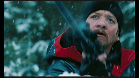 Attacked In The Mountains (Jeremy Renner) | The Bourne Legacy