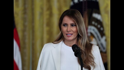 Melania Trump Sends Letter to Putin About Abducted Children
			