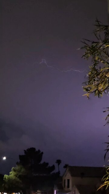 lightning in Las Vegas, NV