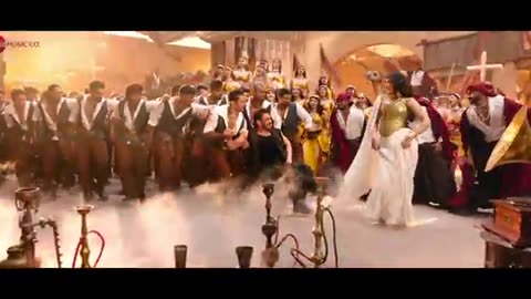 Sikandar-Naache-Sikandar-Salman-Khan-Rashmika-Mandanna_360p