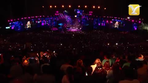 Olivia Newton-John - Hopelessly Devoted to You (Festival de Viña del Mar 2017)