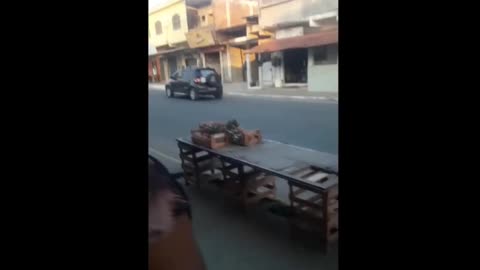 POLICIAIS CIVIS, MULHERES PSICOPATAS E PERIGOSAS.