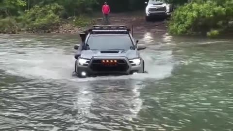Insane 4x4 River Crossing with Full Load – Raw Power Test!