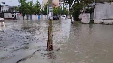 Lagje e rrugë të përmbytura sërish në Vlorë