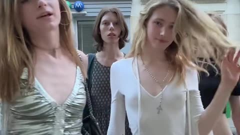 Three tgirls in this city