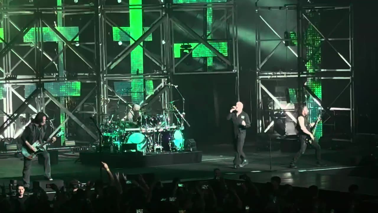 Disturbed - Down With The Sickness - Live Fort Worth