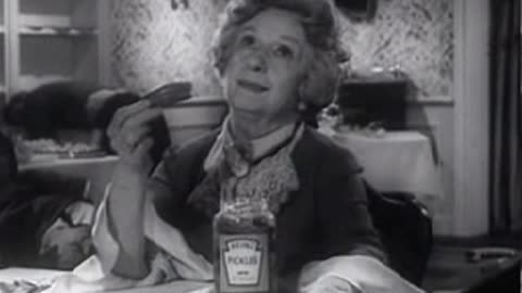 Commercial - Heinz Pickles (1950s B-W)