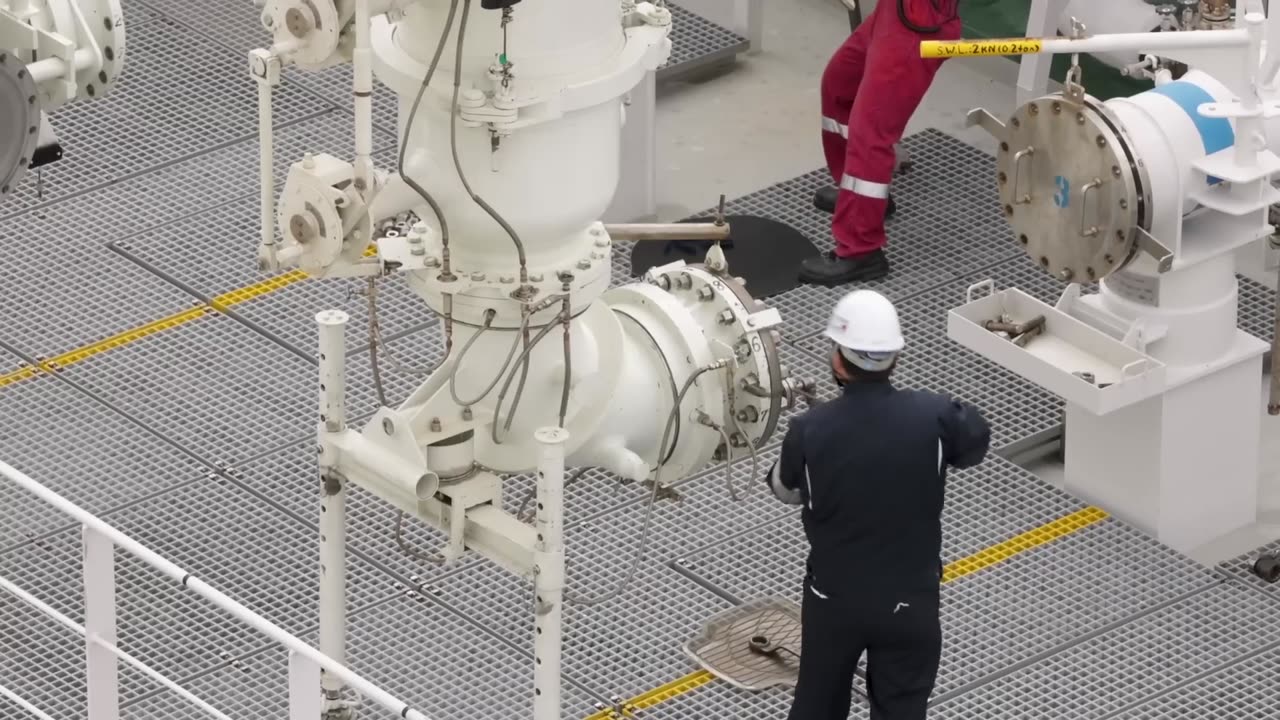 What They Don’t Tell You About Natural Gas Logistics – The Dirty Truth Behind Clean Energy!
