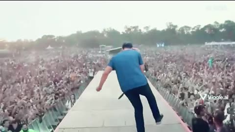 Tyler Robinson showing up to his bail hearing