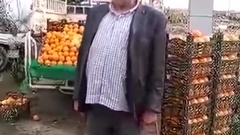 Comedy funny Tomato Selling