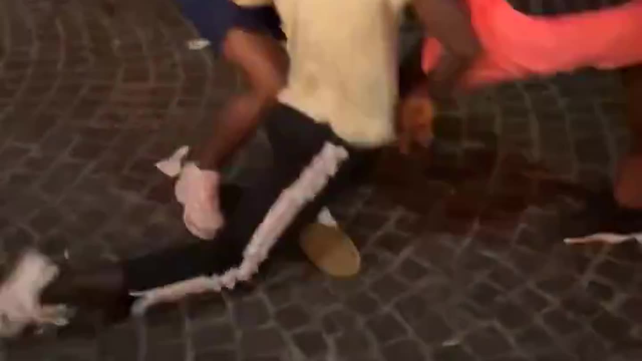 🇫🇷🍎Massive brawls and bloodshed in Paris during the popular Music Festival 2025