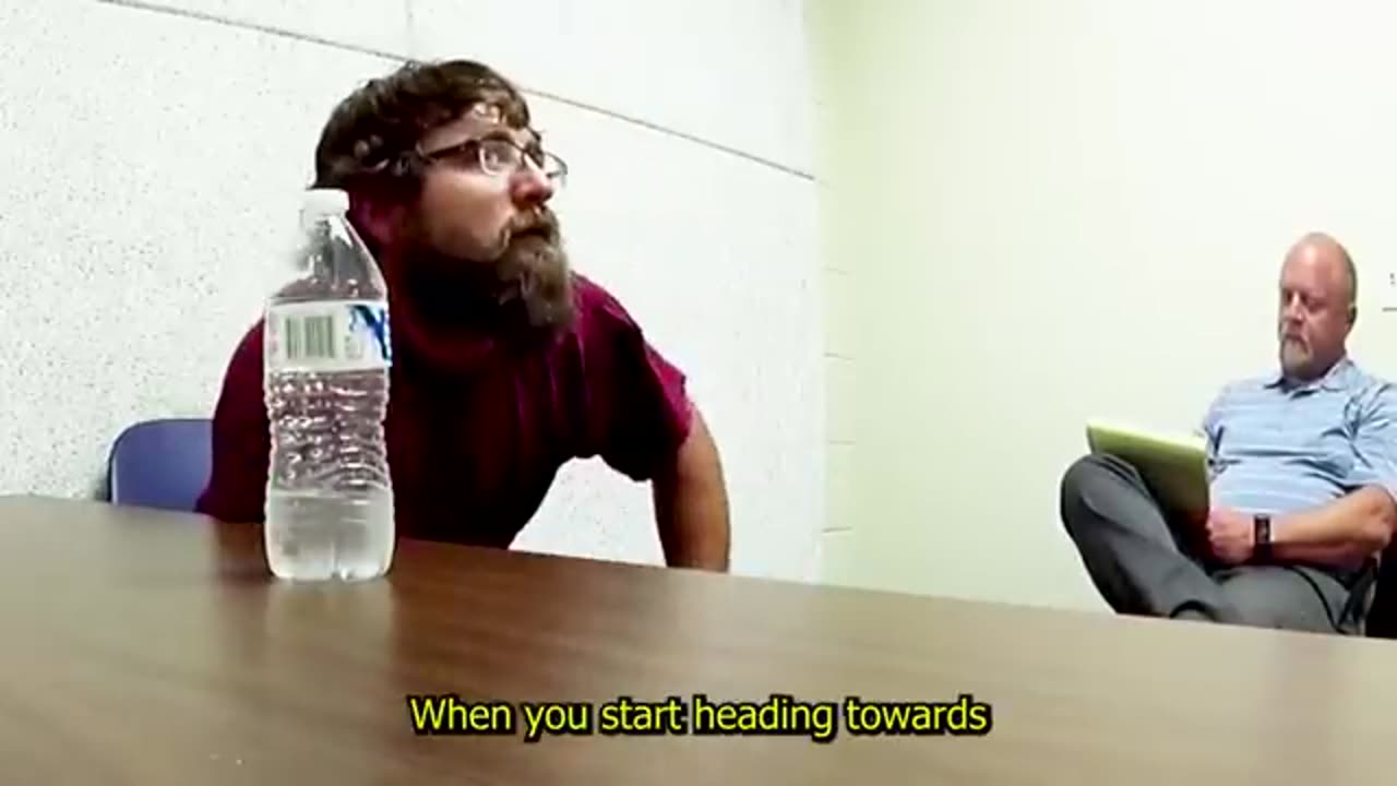When Suspect Tries To Manipulate The Detective