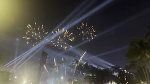 Dad & Lad Adventures | Pattaya New Year Fireworks 2025 🎇 | Midnight Show Opposite Hard Rock Hotel