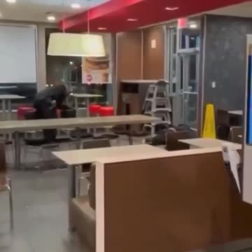 Negro security guards deletes negro bum