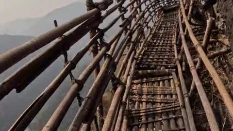 Bamboo Trek in Meghalaya: 1000ft Cliff Drop