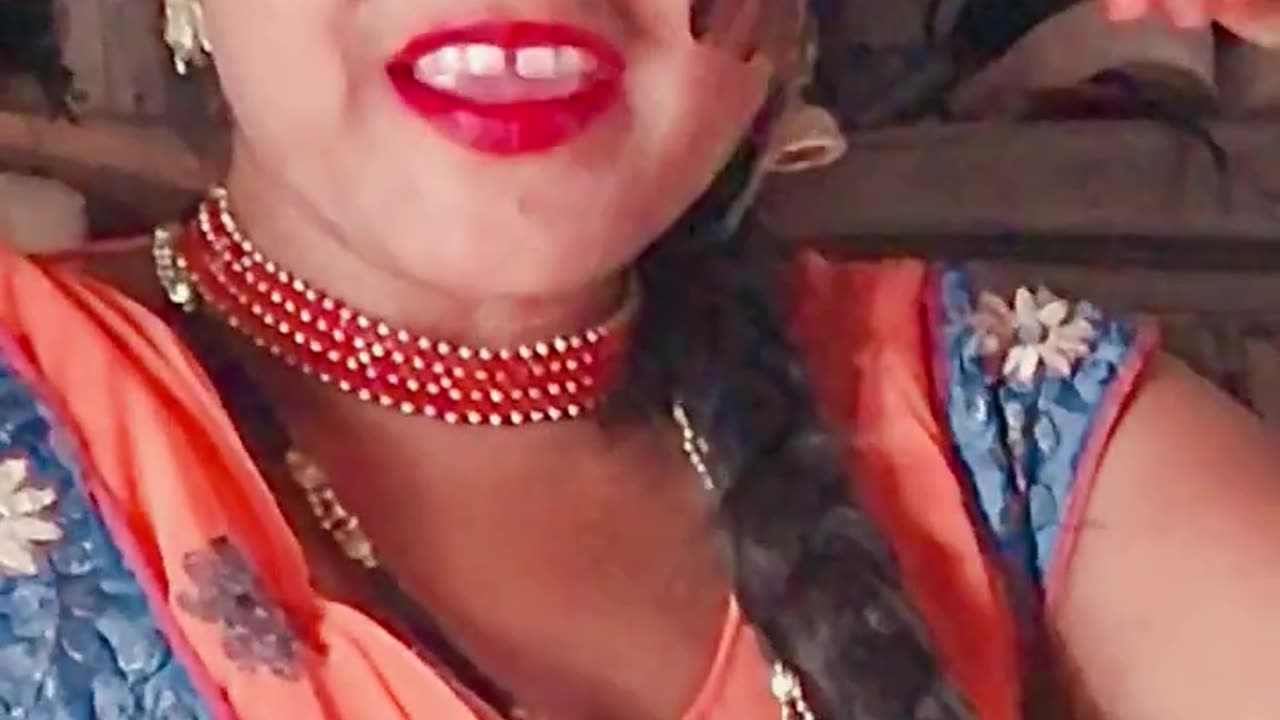 Dil Mein bus aapke Tujhe