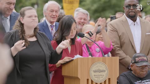 🚫🤦‍♂️ 'Cover-Up' Caught On Camera: Boston Complying with Unconstitutional Policy? | FunFM