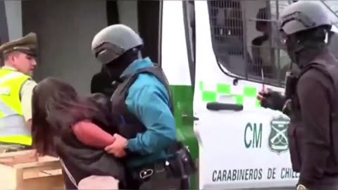 Bro she really snatched the officer’s gun and started blasting😭