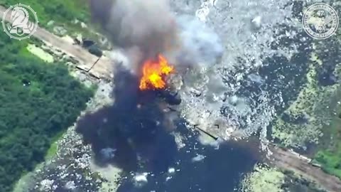 (INSANE) Russian Truck with a Towed Gun Hit While Crossing the North Slobozhansky Reservoir