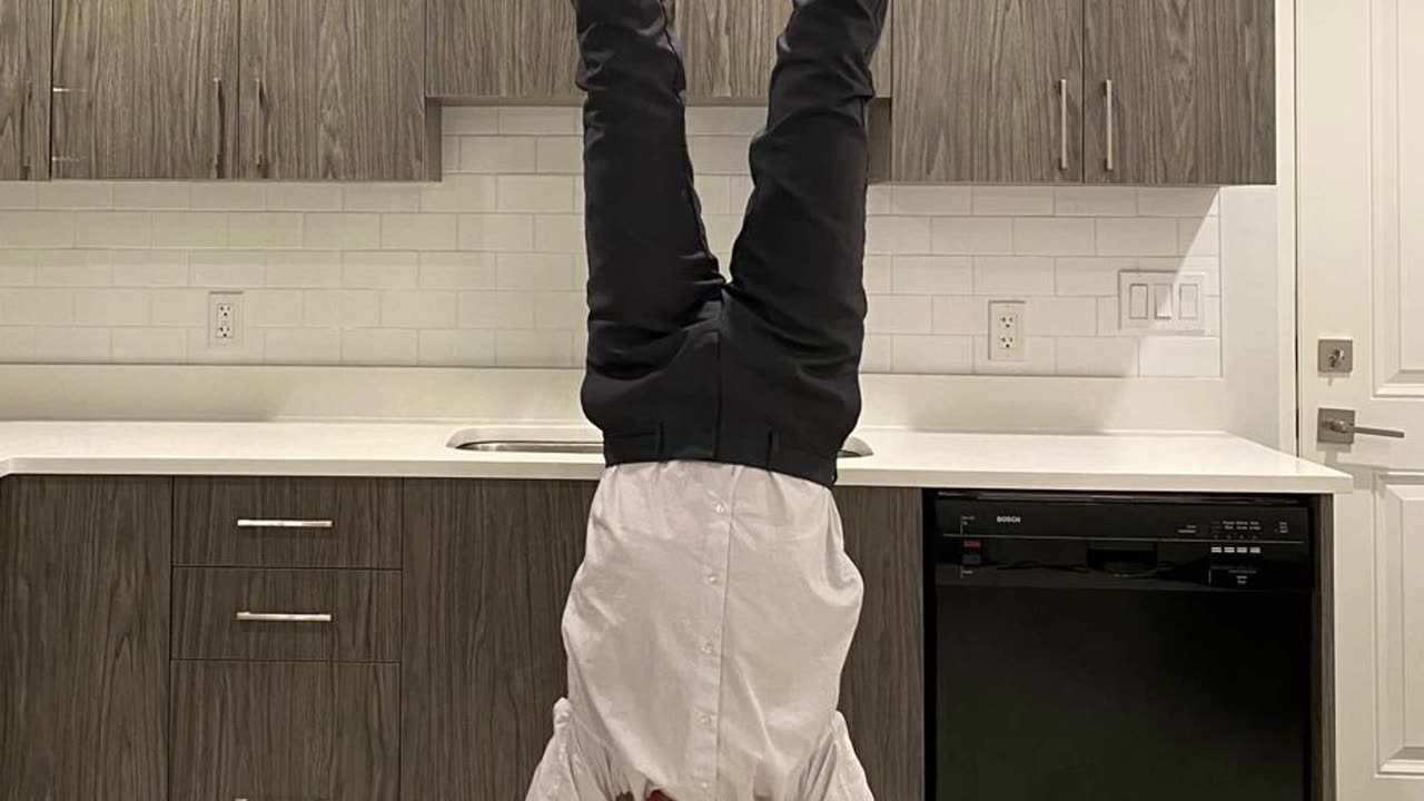 Handstand