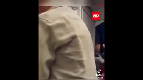 Epstein Island pilot arrested ..